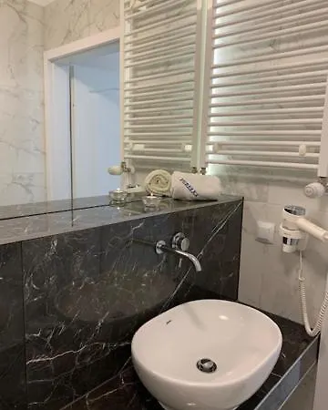 Sloneczny Apartman *